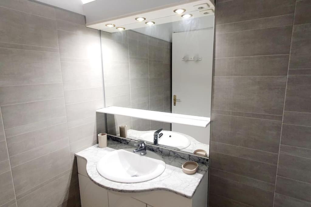 Reve De 25 M2, Centre Ville, Parking, Cosy Neuf *